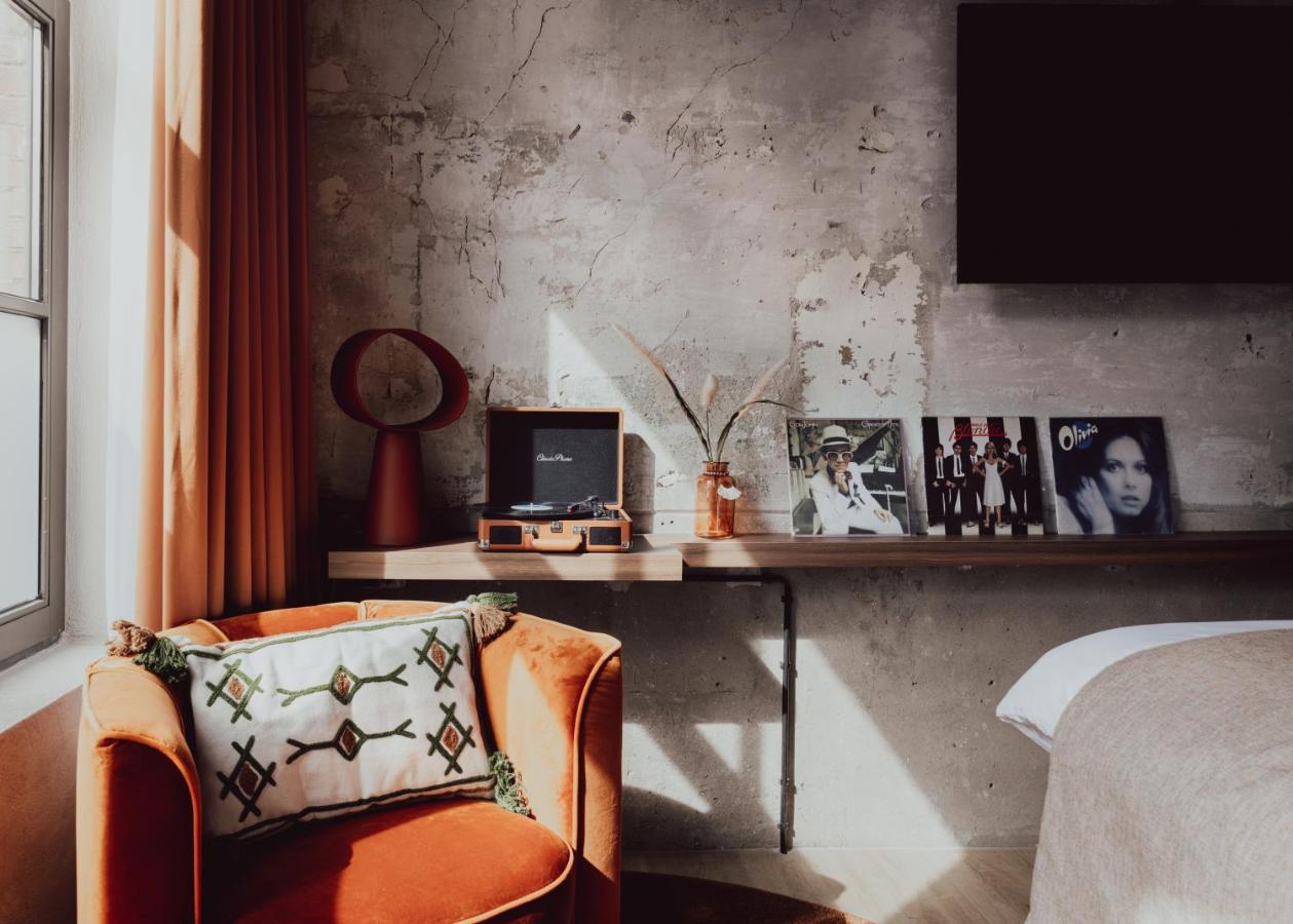 Cousins Boutique Hotel มาสทริชท์ ภายนอก รูปภาพ